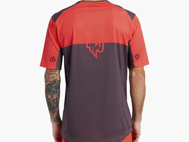 RACE FACE Indy Short Sleeve Jersey