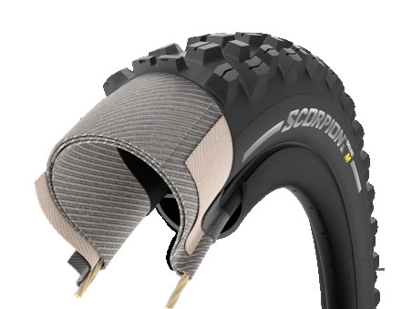 PIRELLI Scorpion™ Enduro M 29 x 2.4